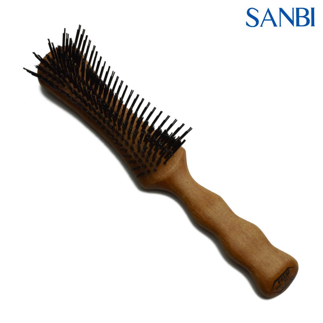 brosse sanbi pp401 avec des poils synthétiques et un manche en bois ondulé pour une prise en main plus ergonomique
