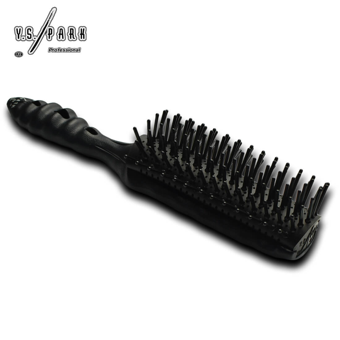 Brosse professionnelle Y.S. PARK LAP32 – design noir, brushing doux et précis