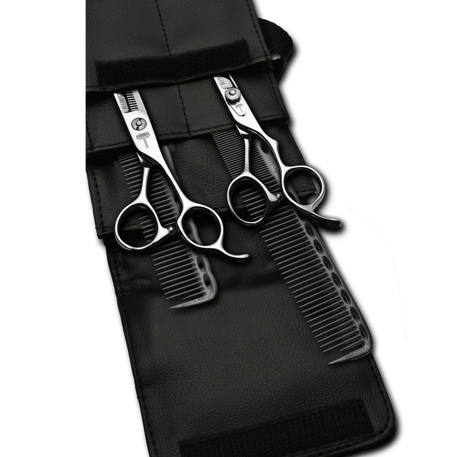 pack de ciseaux blacksmith avec 2 peignes yspark noirs ys334 et ys335 et une trousse de rangement