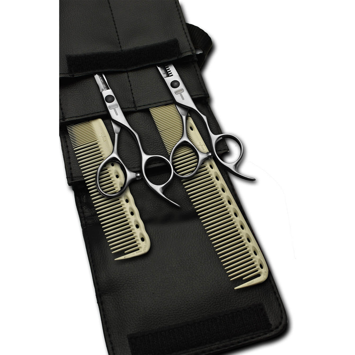 pack de ciseaux blacksmith avec 2 peignes yspark blanc ys334 et ys335 et une trousse de rangement