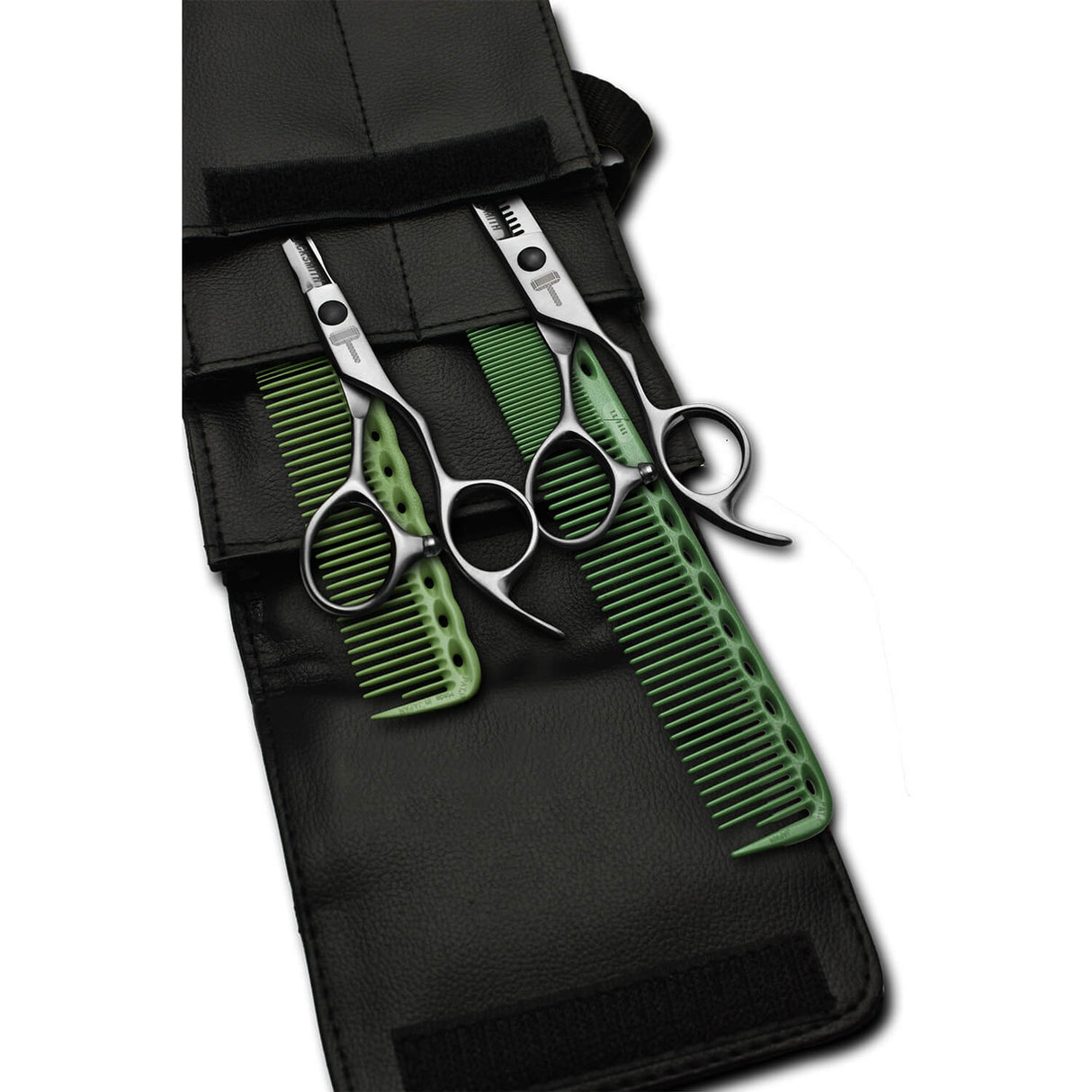 pack de ciseaux blacksmith avec 2 peignes yspark vert ys334 et ys335 et une trousse de rangement