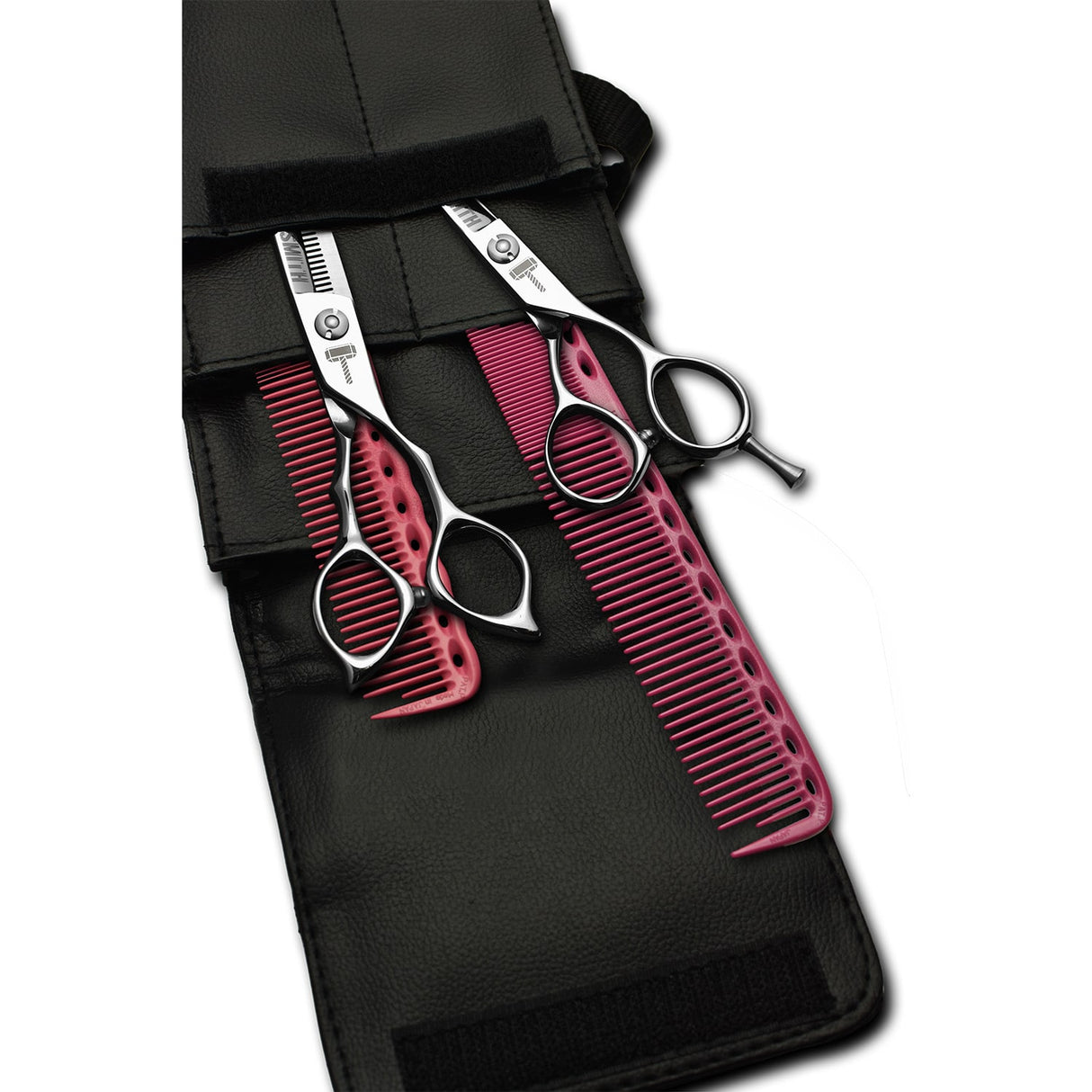 pack de ciseaux blacksmith avec 2 peignes yspark rose ys334 et ys335 et une trousse de rangement