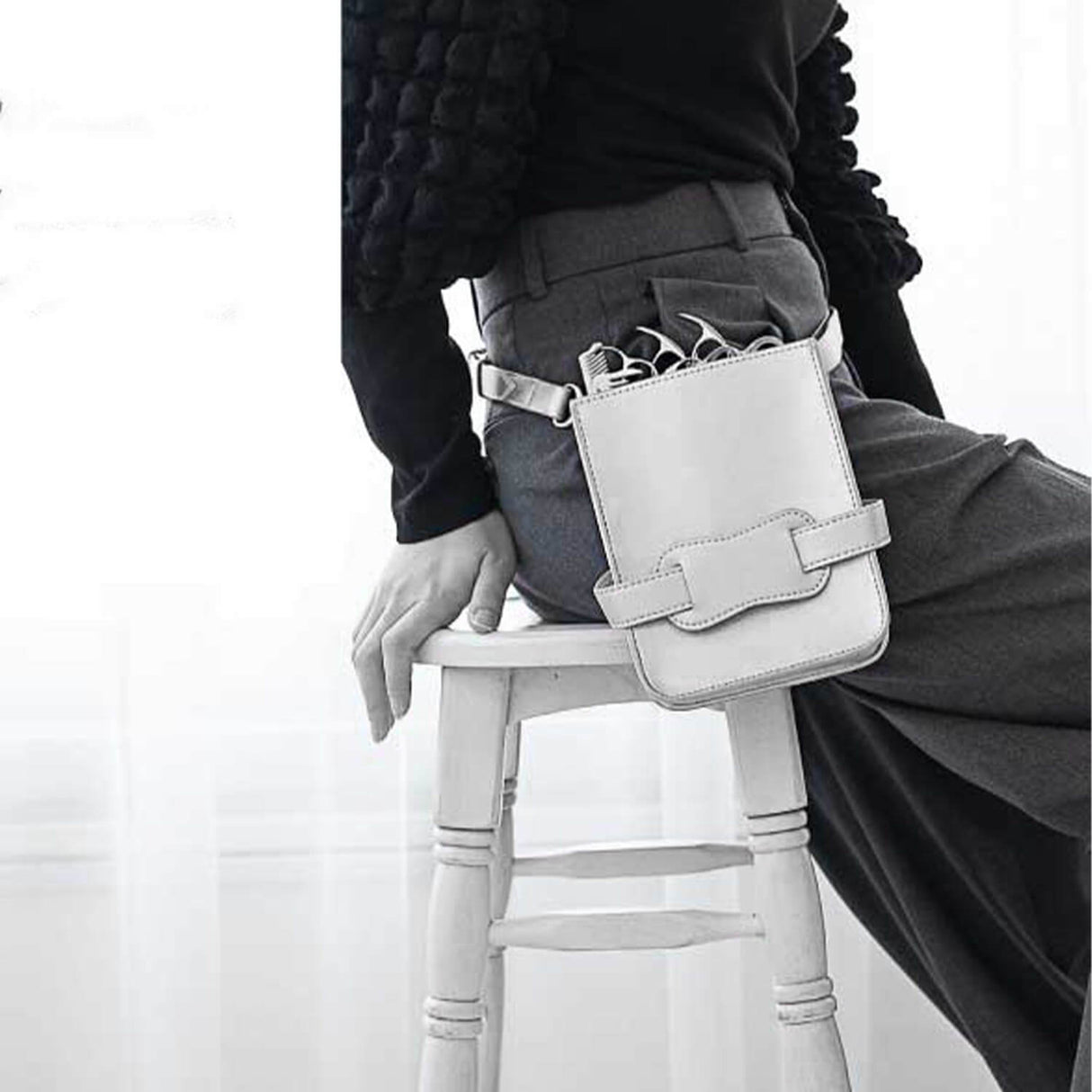 port des trousses osaka brick par des coiffeurs