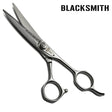 ciseaux pas cher de coiffure professionnelle avec un manche en acier matifié et une lameen queue de poisson pour une meilleure ergonomie de coupe. 