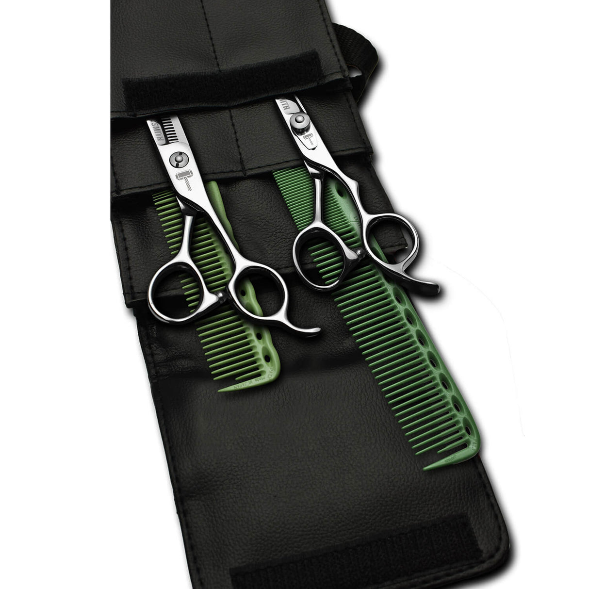 pack de ciseaux blacksmith avec 2 peignes yspark vert ys334 et ys335 et une trousse de rangement