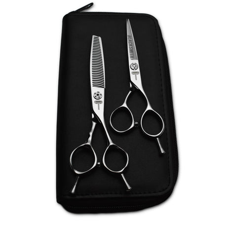 kit de 2 paires de ciseaux blacksmith avec une trousse en arrière plan
